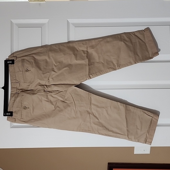 Capris - Picture 2 of 2